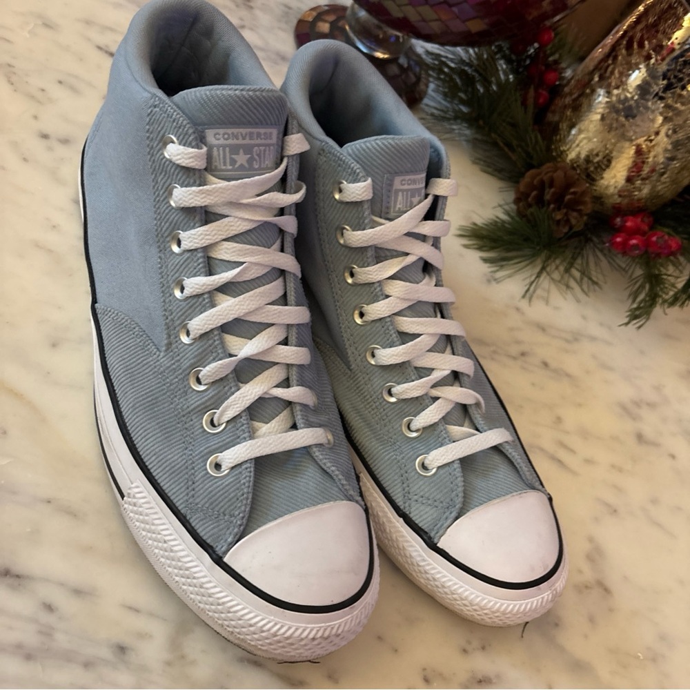 Converse Chuck Taylor Men's Light Blue High-Top Sneakers